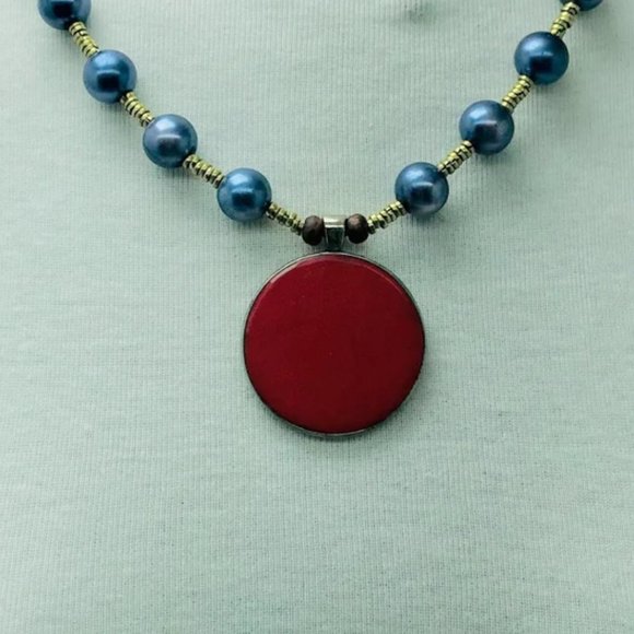 Metal And Wooden Beaded Chain Pendant Necklace, Handmade Light Weight Pendant - Picture 4 of 13